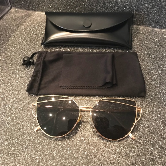 Abella Eyewear Accessories - HP - Abella Eyewear Sunglasses Cat Eye Black  Gold